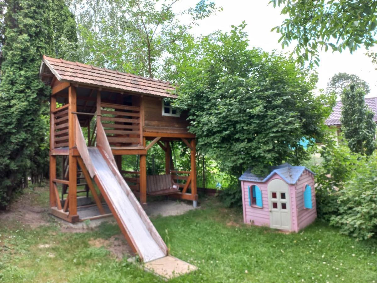 Zelena Sadyba Bila Stavka Jaremcse Kültér fotó